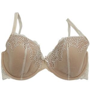Wacoal b. Tempt’d lace overlay lined underwire bra size 32DD ivory over tan